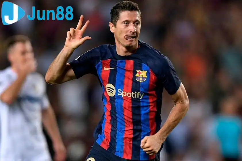 Bayern xác nhận Barcelona đã hoàn tất khoản nợ trong thương vụ Lewandowski. Ảnh: AFP Bayern xác nhận Barcelona đã hoàn tất khoản nợ trong thương vụ Lewandowski. Ảnh: AFP